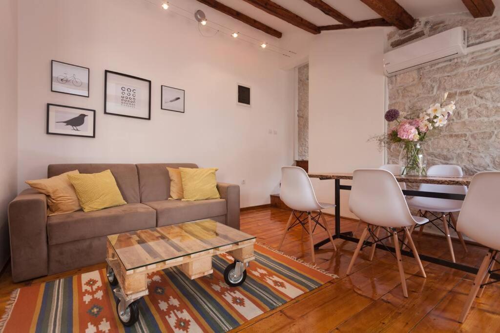 Vintage Apartment Rovinj Old Town エクステリア 写真