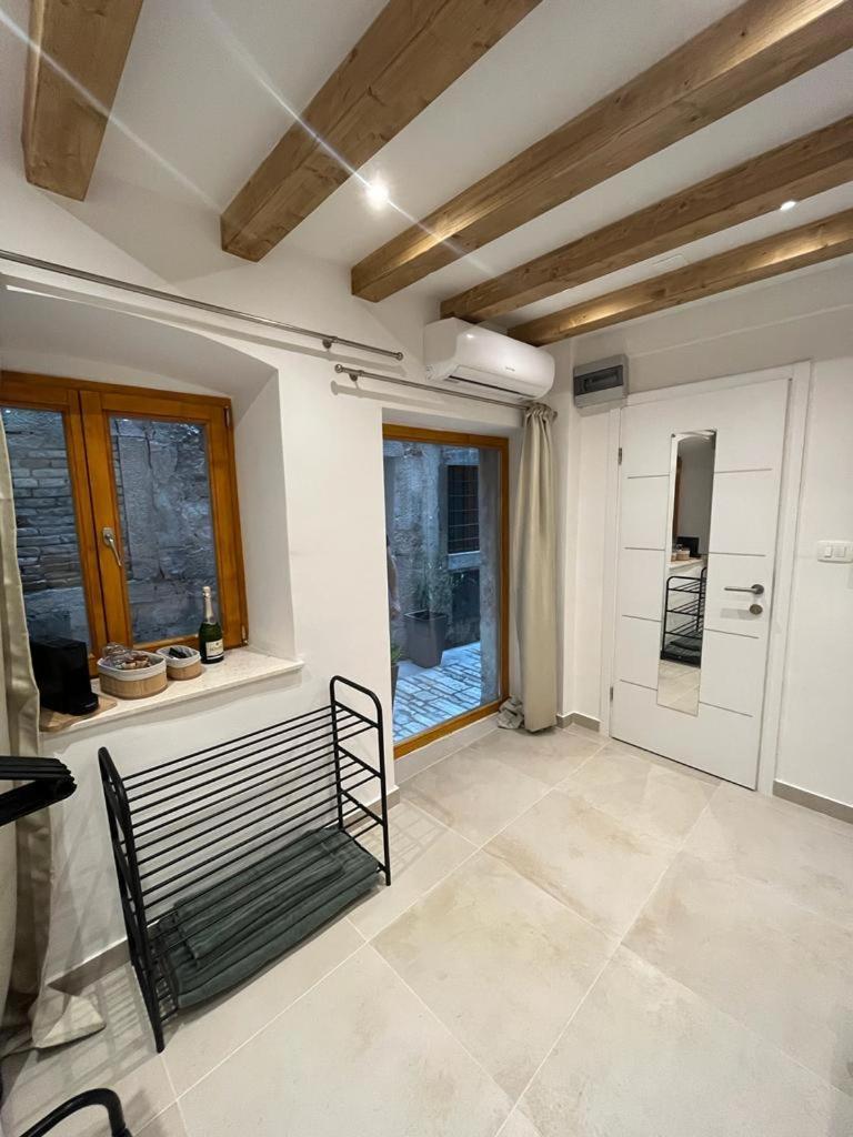 Vintage Apartment Rovinj Old Town エクステリア 写真